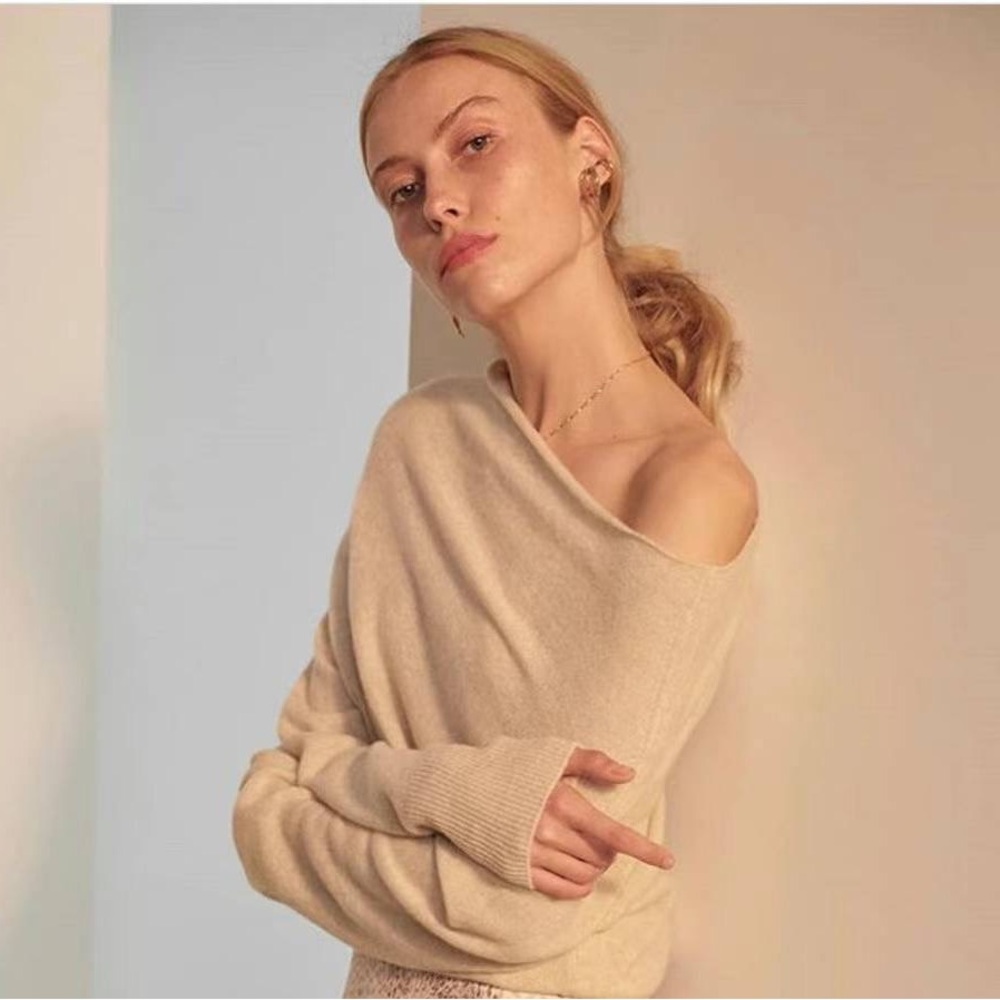 NWT Brochu Walker Lori Off Shoulder Cashmere Sweater
